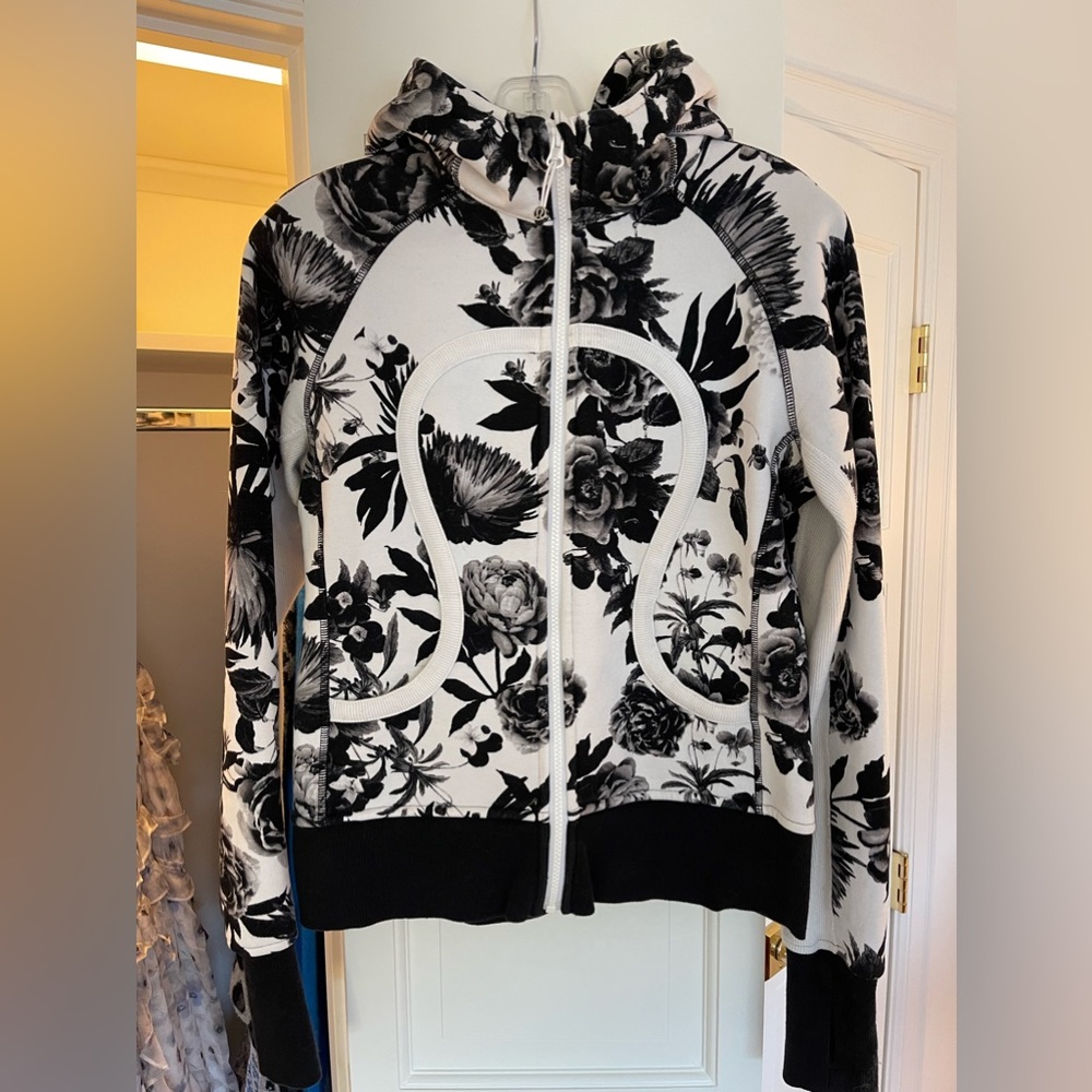 Lulu Lemon floral scuba zip hoodie